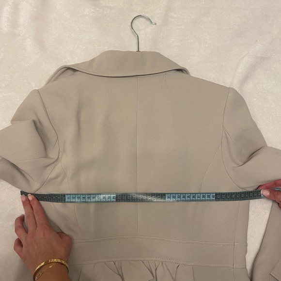 H&M Medium Length Size 6 Light Grey Coat - Picture 8 of 9